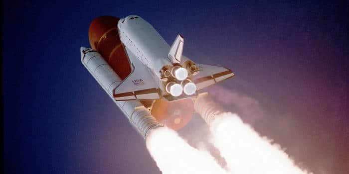 Projets Big Data : pourquoi développer en Spark-Scala - Illustration fusée